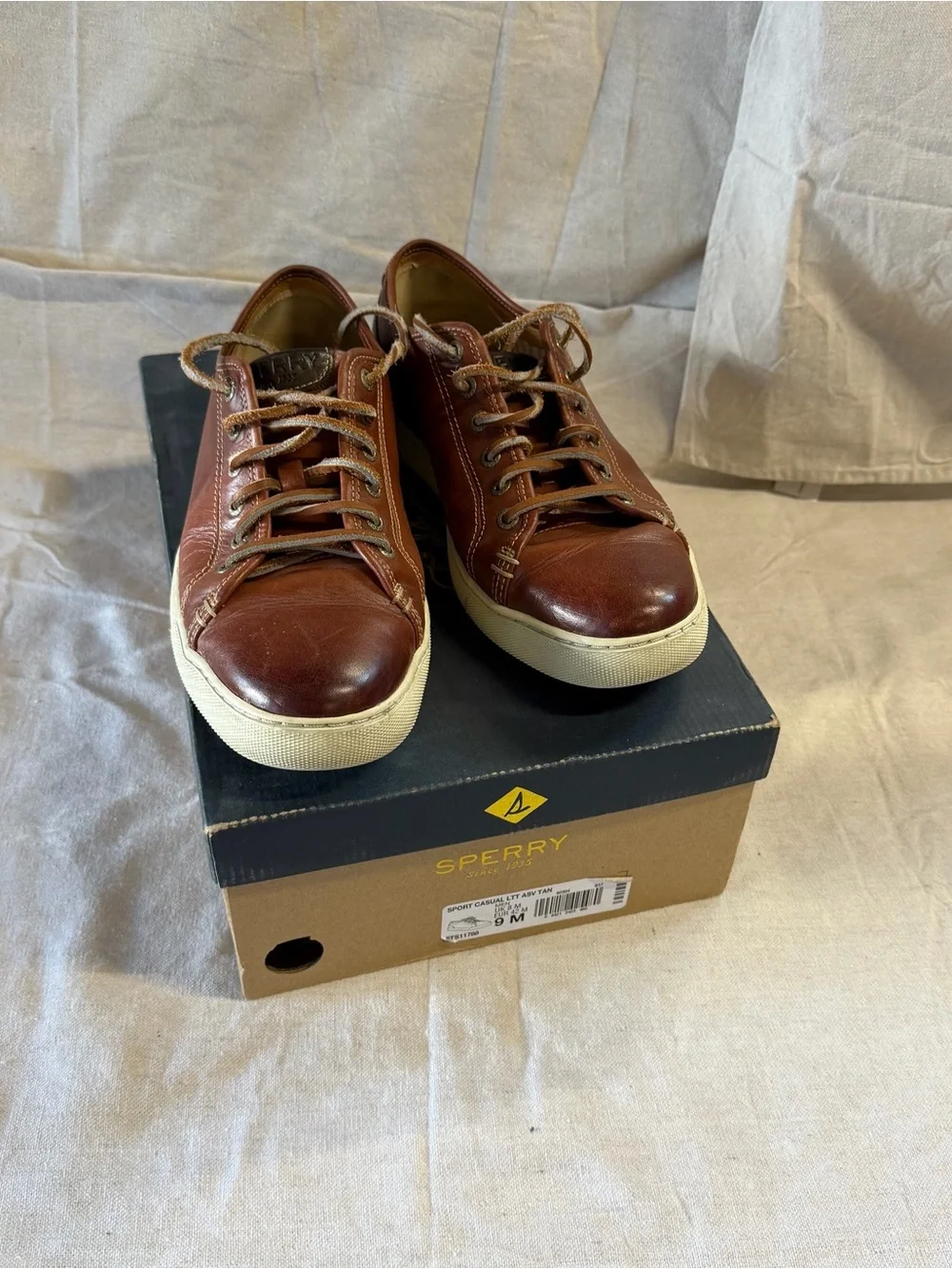 Sperry Brown Leather Low-Top Sneakers